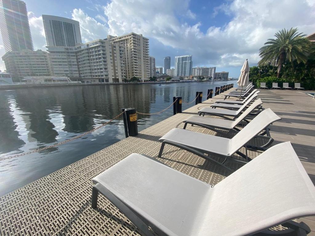 הלנדל ביץ' Miami Beach Studio Amazing Views 405B מראה חיצוני תמונה
